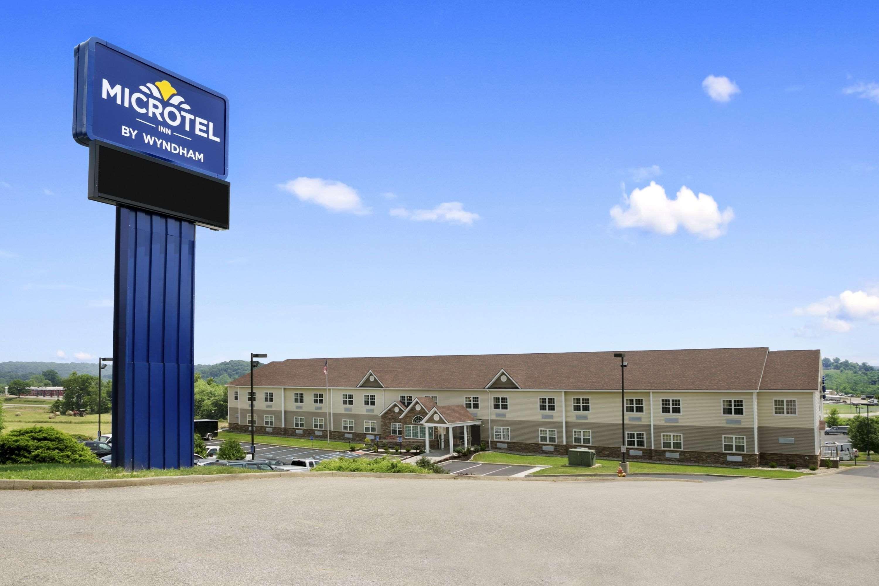 Microtel Inn & Suites By Wyndham Mineral Wells/Parkersburg Exterior photo